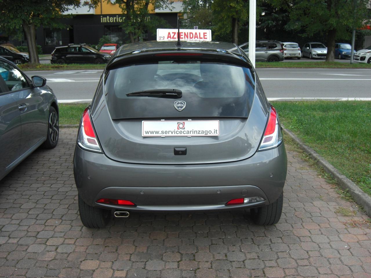 Lancia Ypsilon 1.0 FireFly 5 porte S&S Hybrid Platino