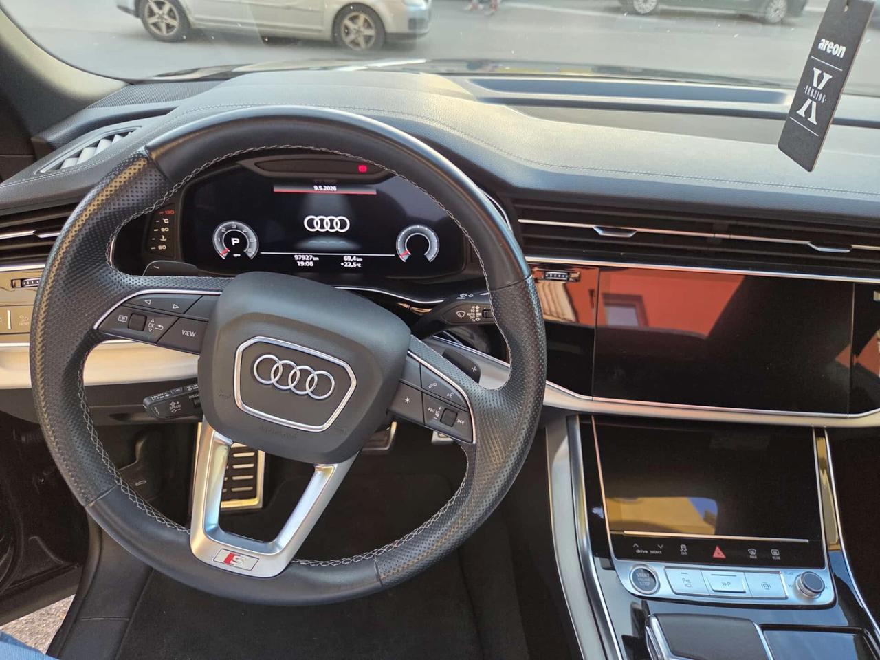 Audi Q8 50 TDI 286 CV quattro tiptronic Sport