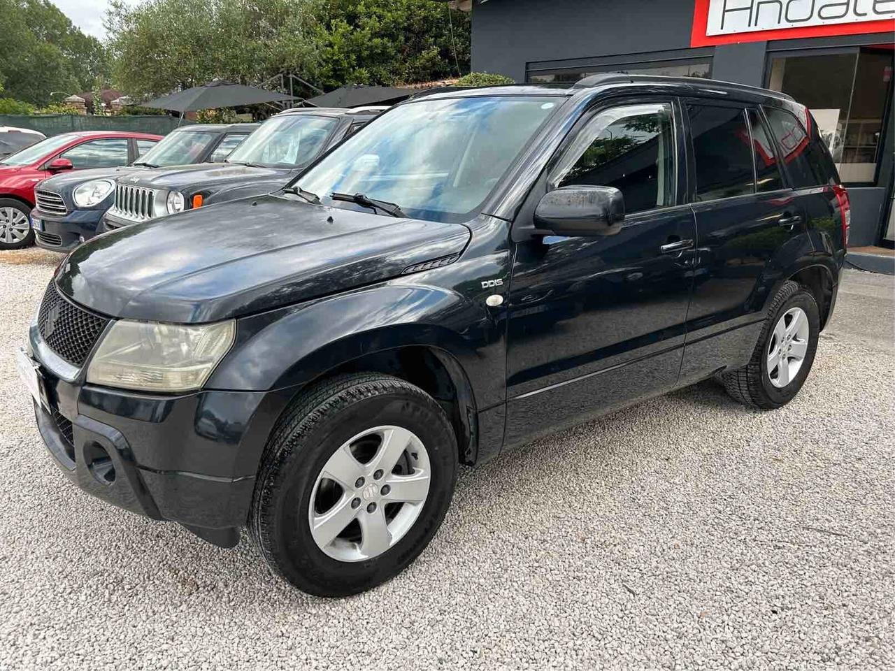 Suzuki Grand Vitara 1.9 DDiS 5P 4X4 OUTLET