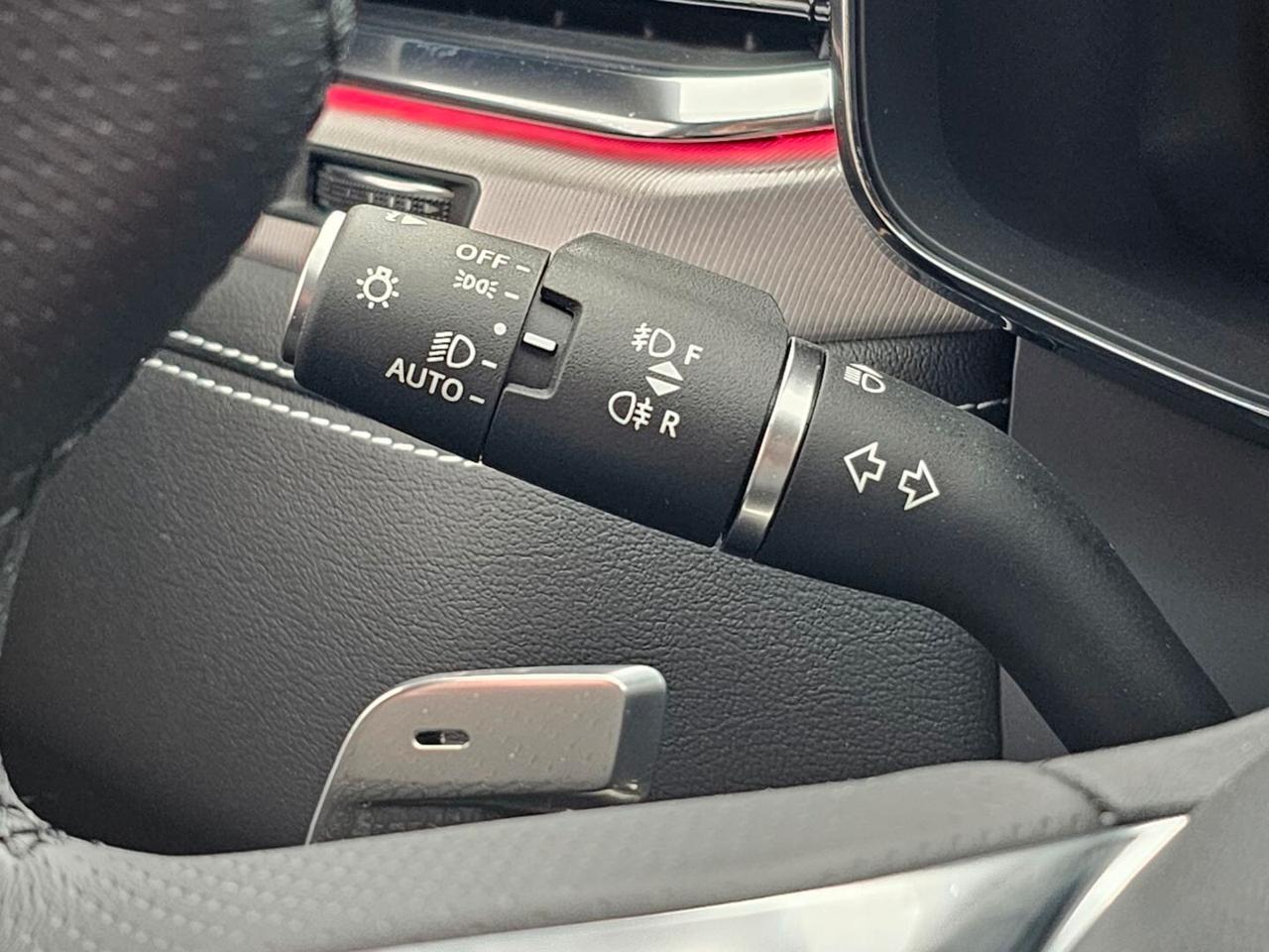 Jaguar F-Pace 2.0 D 204 CV AWD aut. R-Dynamic SE