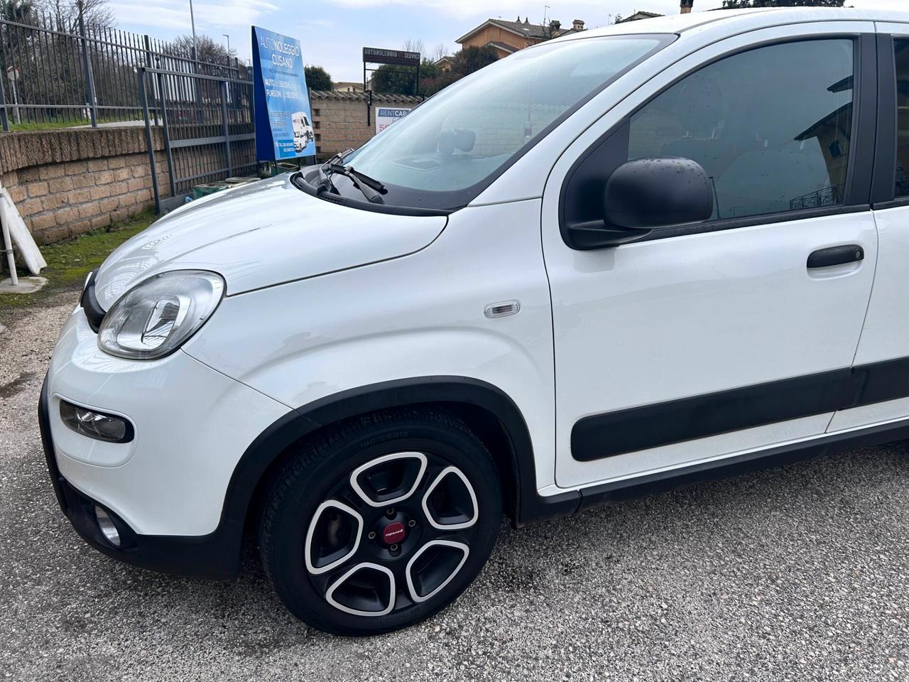 Fiat Panda 1.0 GSE S&S Hybrid Street Van 4 posti