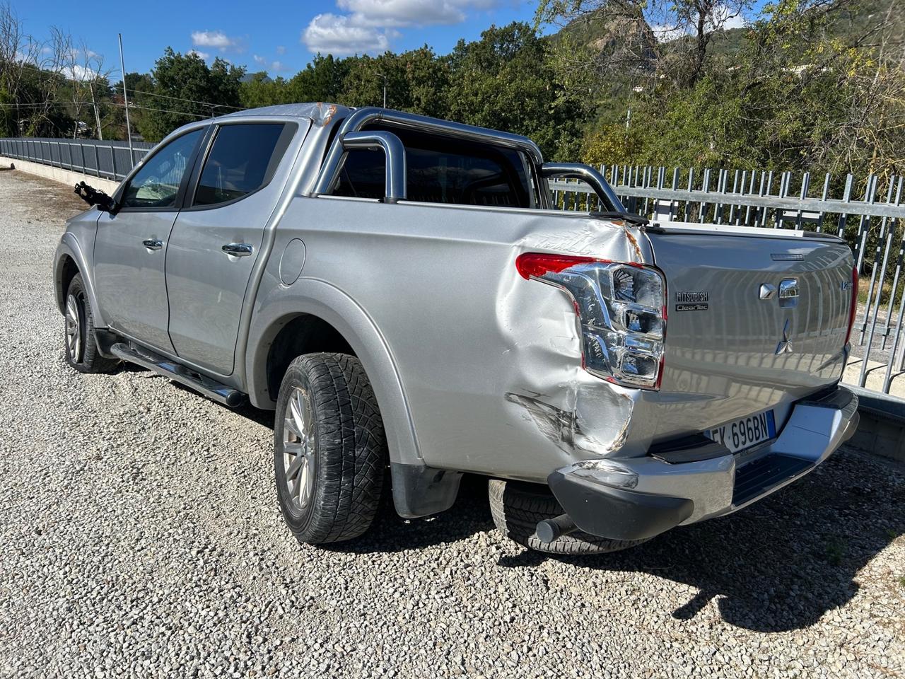 Mitsubishi L200 2.4 DI-D/154CV Club Cab Invite