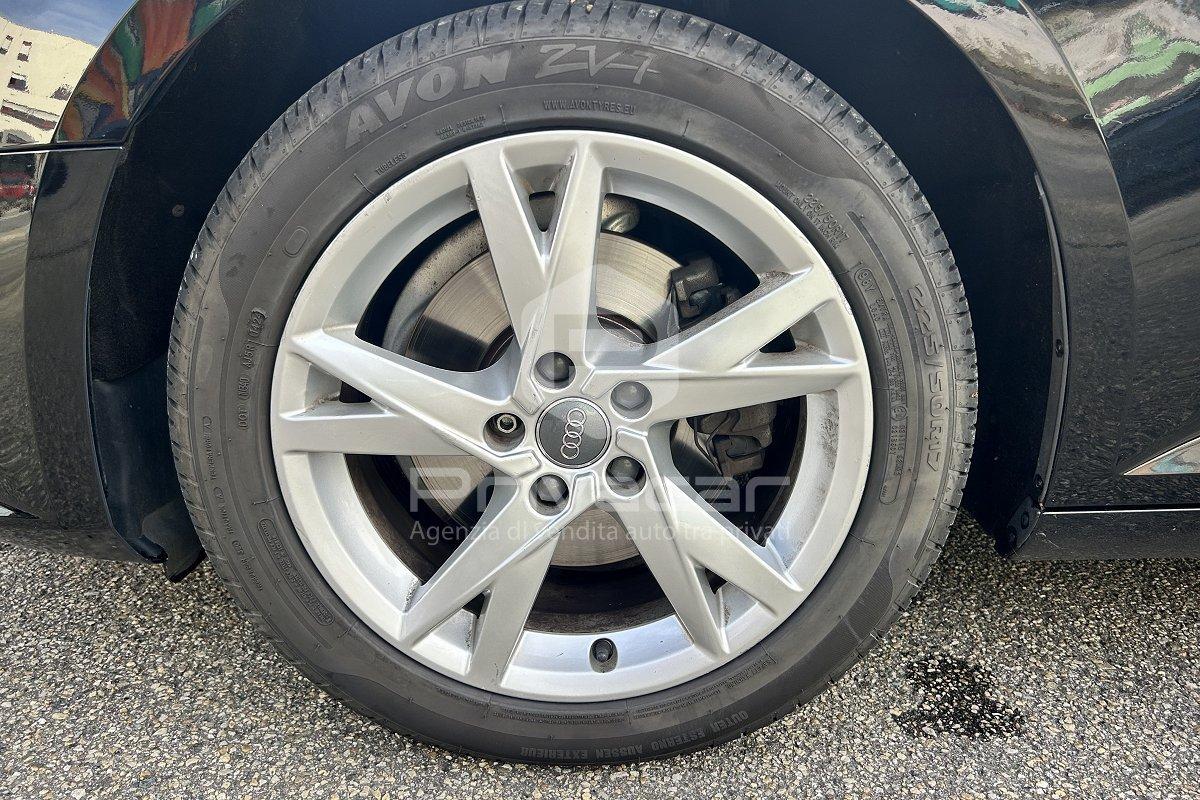 AUDI A4 Avant 2.0 TDI 150 CV clean diesel quattro Business