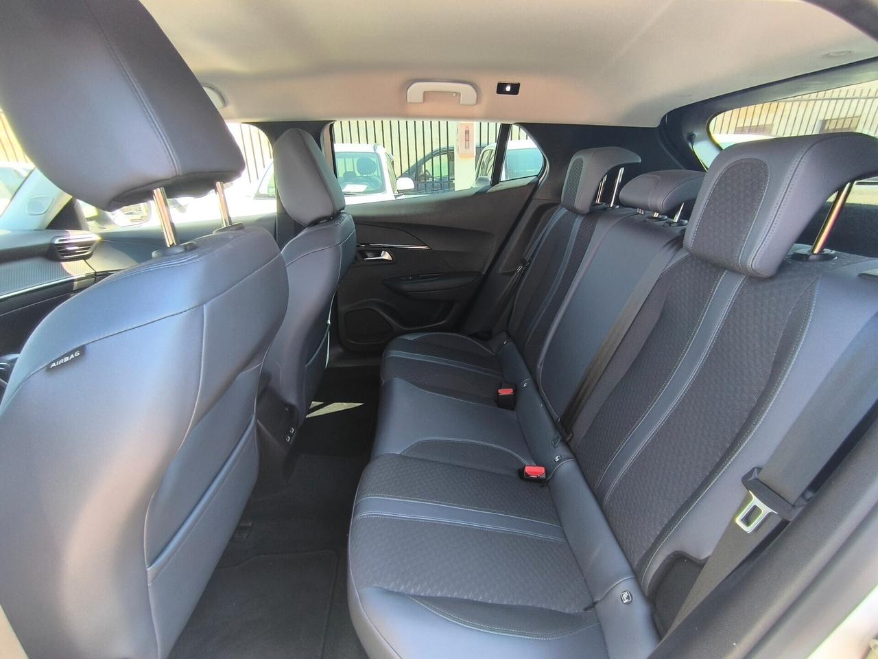 Peugeot 2008 BlueHDi 100 S&S Allure Navi Pack 2020