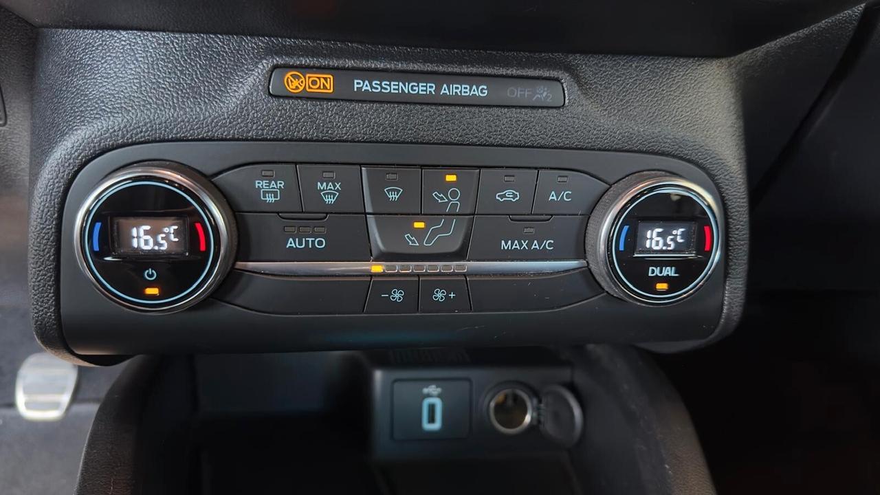 Ford Focus 1.0 EcoBoost Hybrid 125 CV 5p. ST-Line