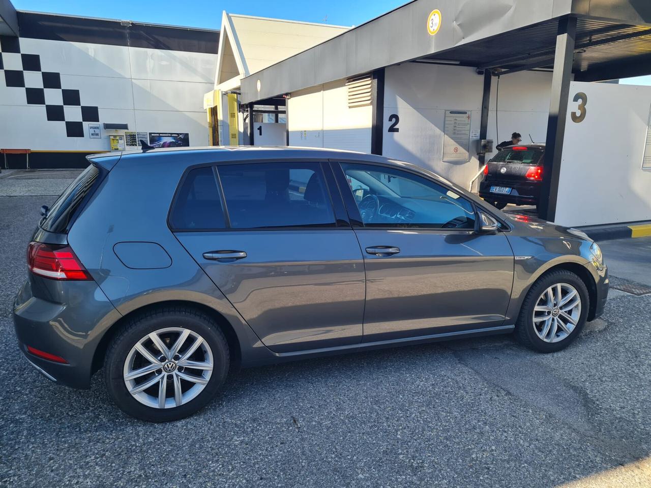 Volkswagen Golf 1.5 TGI DSG 5p. Business METANO SCAD 2028