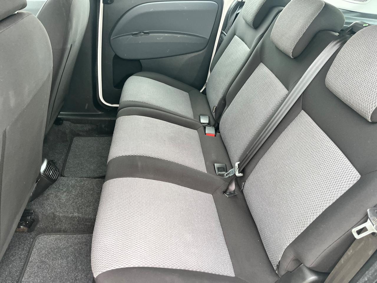 Fiat Doblo Doblò 1.6 MJT 105CV 5 Posti N1 anno 2012