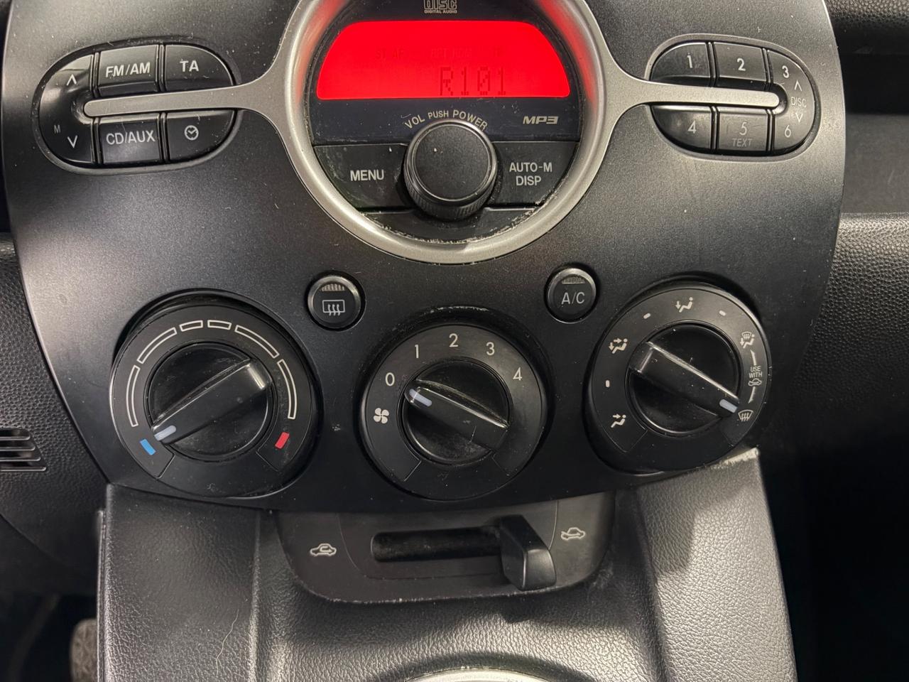 Mazda 2 1.3 16V 75CV 5p. 90th Anniversary