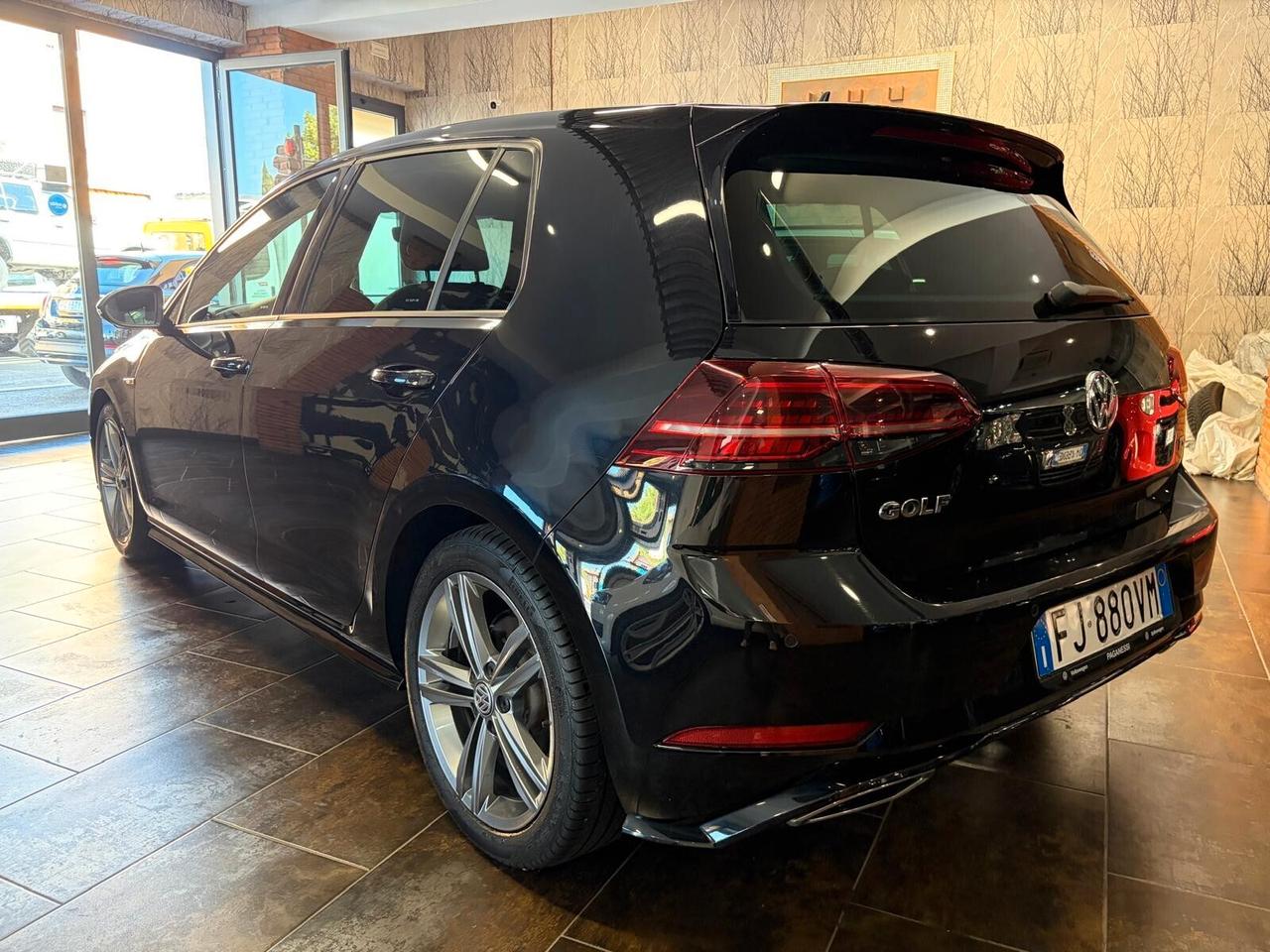 Volkswagen Golf 1.4 TSI 125 CV 5p. R-Line Highline BlueMotion Technology