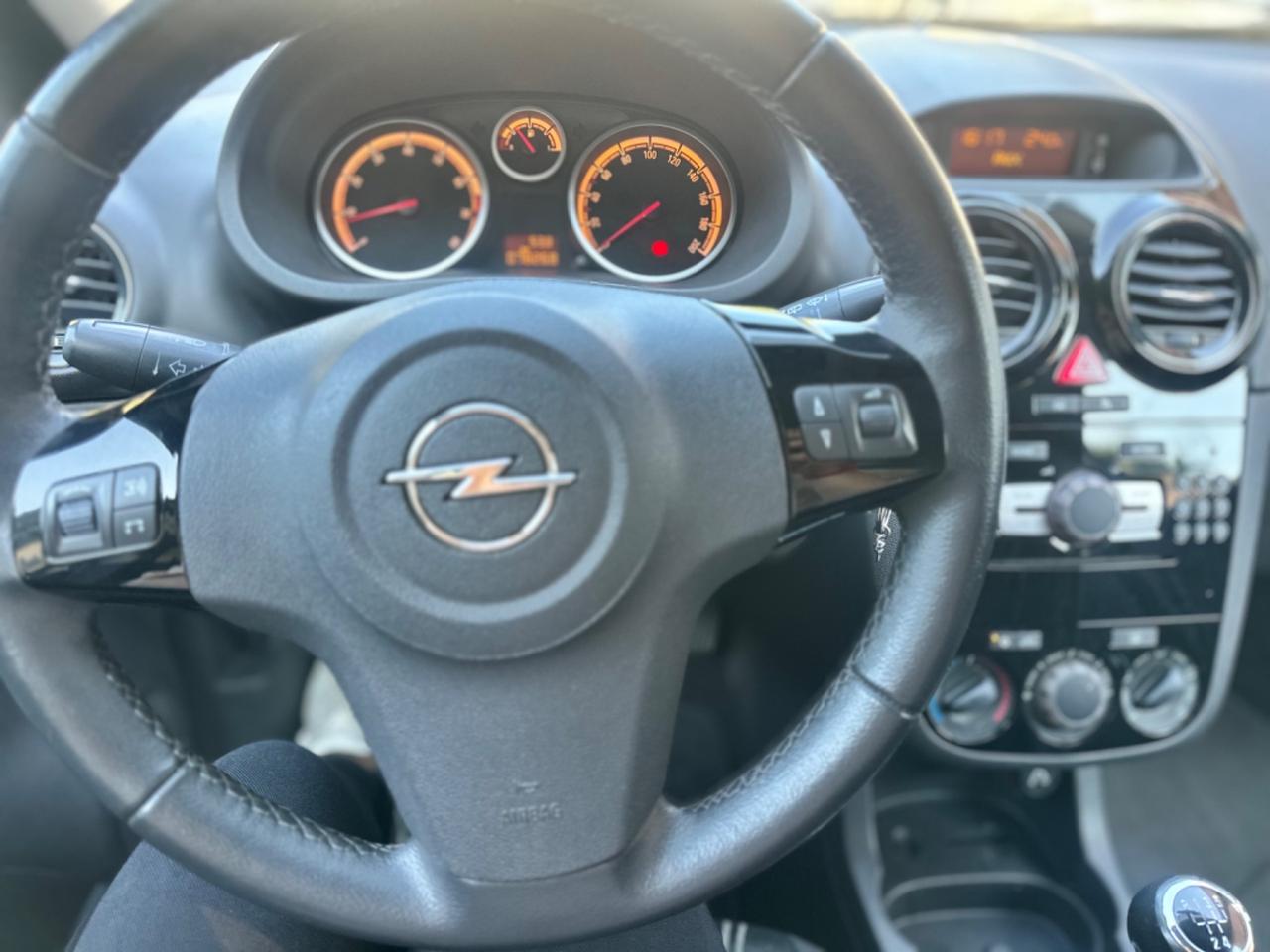 Opel Corsa 1.2 5 porte Edition 2010