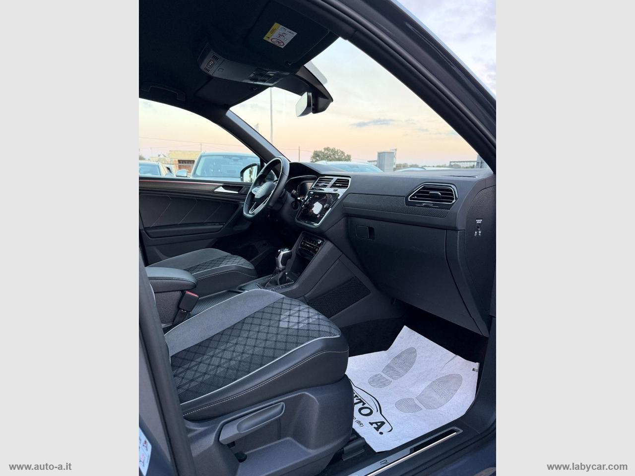 VOLKSWAGEN Tiguan 2.0 TDI 150CV SCR DSG R-Line