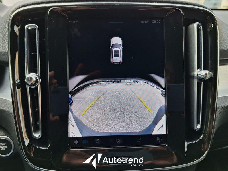 Volvo XC40 B3 163+14 CV Automatico LED Core