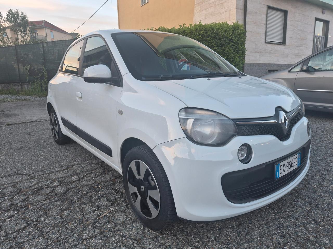 Renault Twingo 1.0 SCe Live