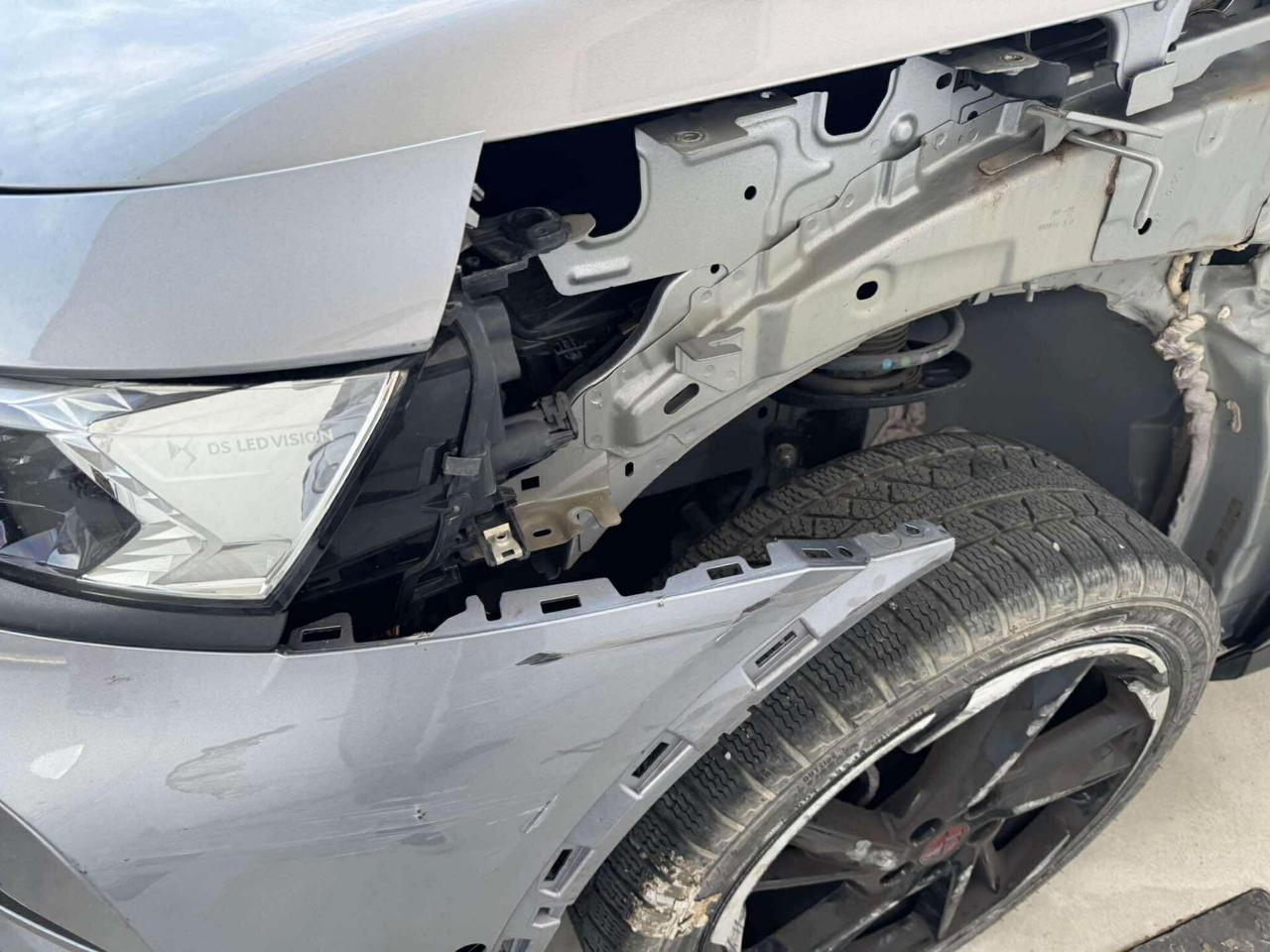 Ds 7 BlueHDi 130 aut. Performance Line+ LEGGI-2022