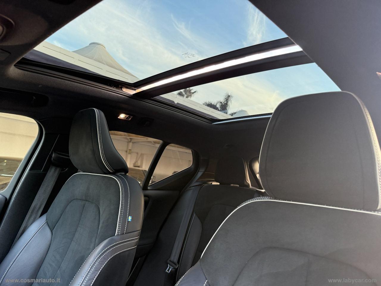 VOLVO XC40 D3 AWD Geartronic R-design N1 TETTO/GANCIO