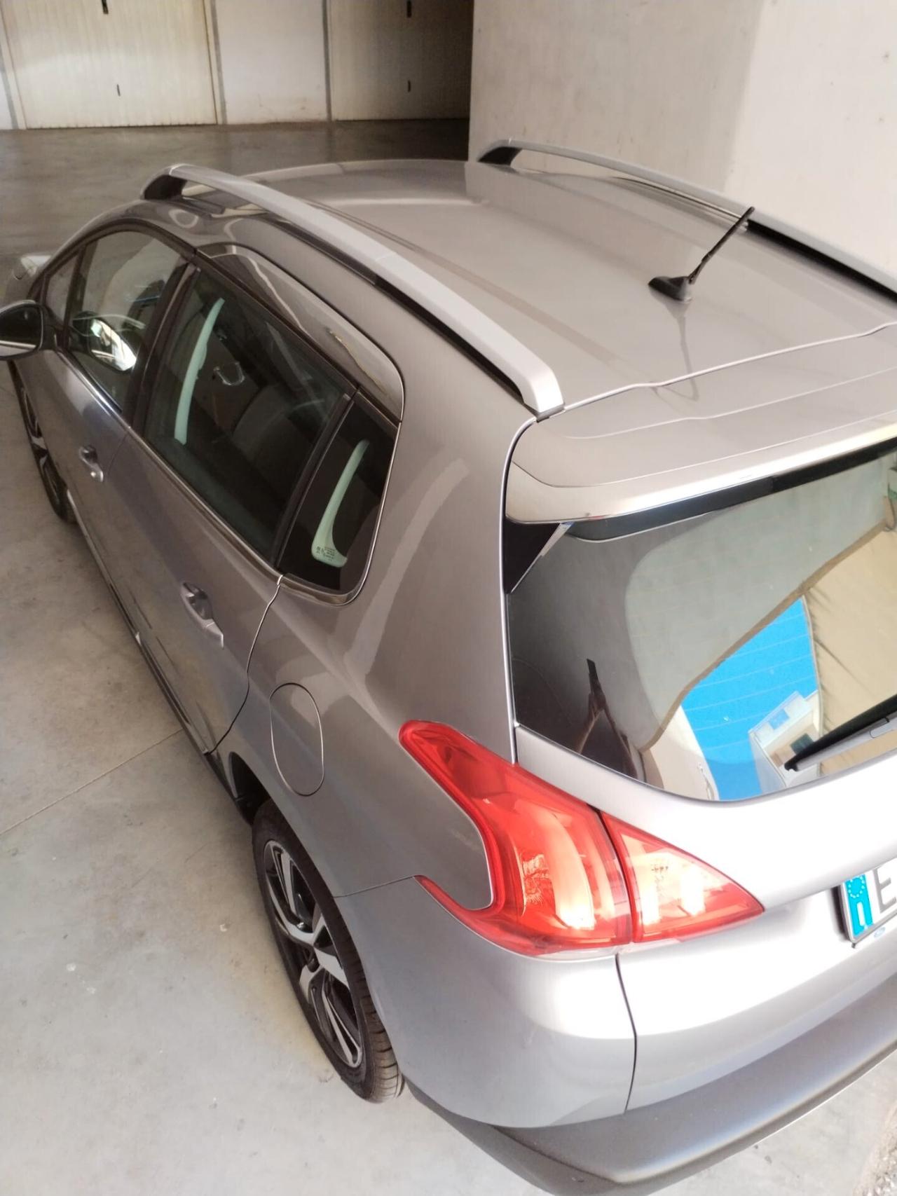 Peugeot 2008 1.6 e-HDi 92 CV Allure *LED