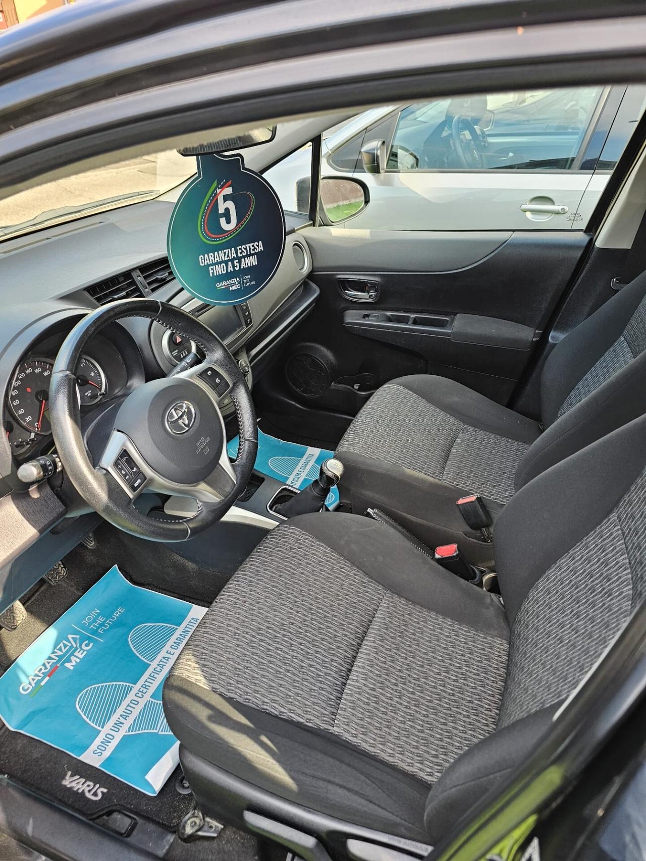 Toyota Yaris Lounge