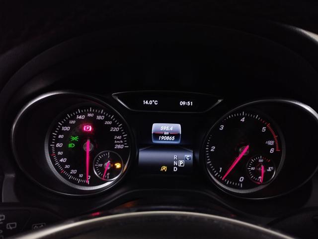 MERCEDES-BENZ A 200 d Automatic 4Matic Premium AMG TETTO LED CAMERA