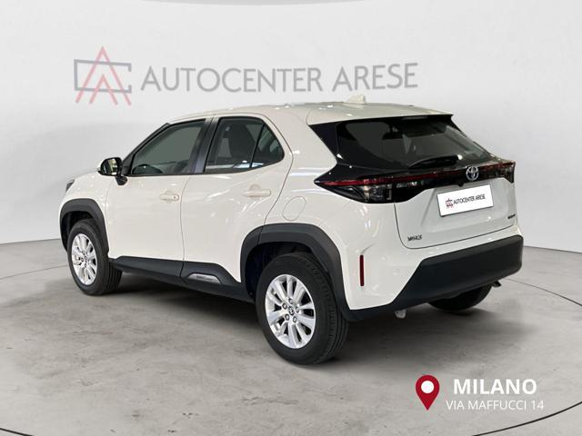 TOYOTA Yaris Cross 1.5 Hybrid 5p. E-CVT AWD-i Business