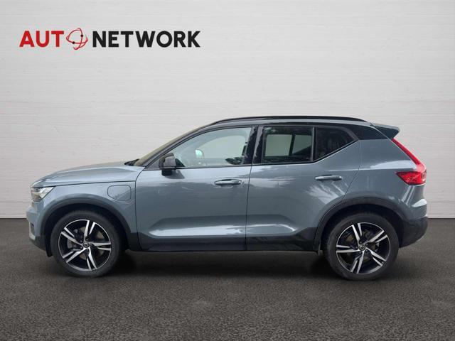 VOLVO XC40 T5 Recharge Plug-in Hybrid R-design
