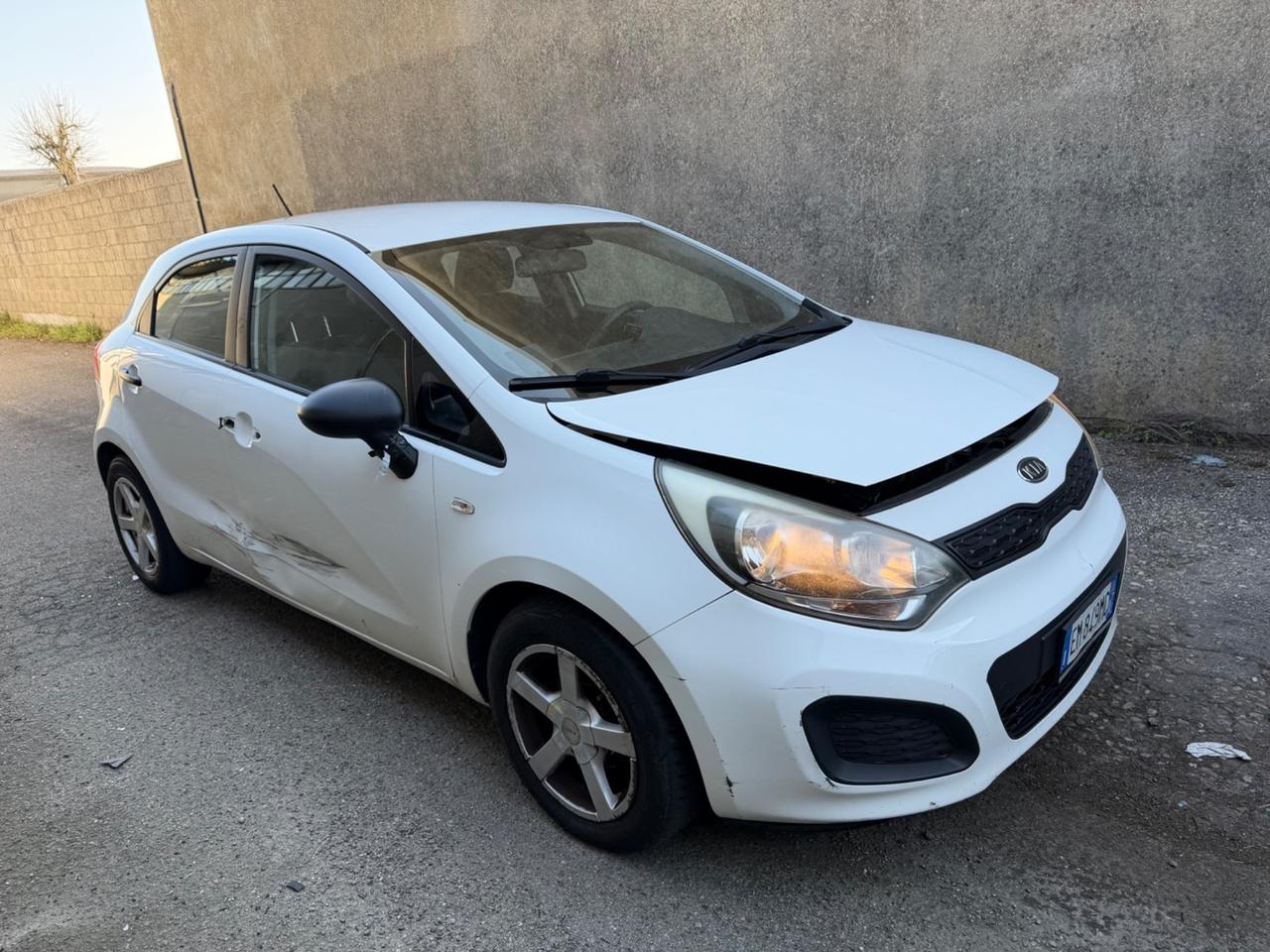 Kia Rio 1.1 CRDi WGT 5p. LX