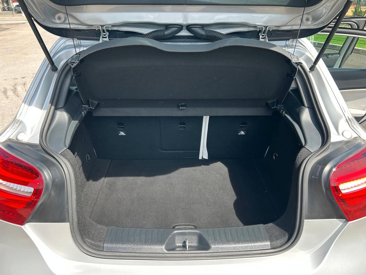 Mercedes classe a 200 CDI Sport unico proprietario tutta tagliandata mercedes ok neopatentati