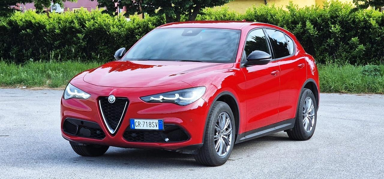 Alfa Romeo Stelvio 2.2 Turbodiesel 160 CV AT8 RWD Super