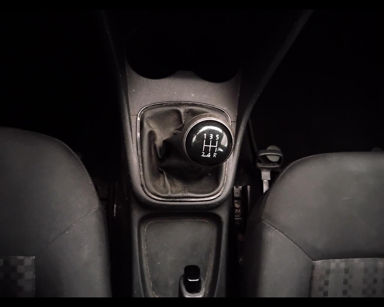 VOLKSWAGEN Polo V 2014 - Polo 5p 1.0 mpi Trendline 60cv