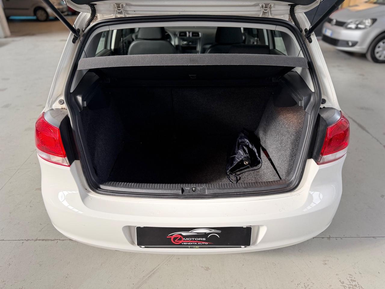 Volkswagen Golf 1.6 TDI DPF 5p. Comfortline Neopatentati