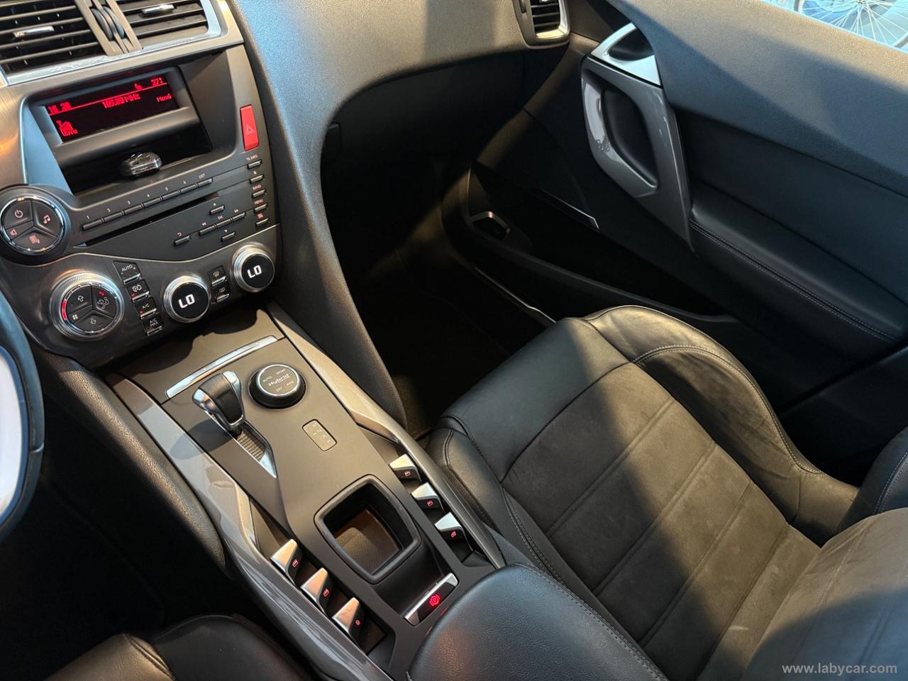 DS AUTOMOBILES DS 5 Hybrid 4x4 So Chic