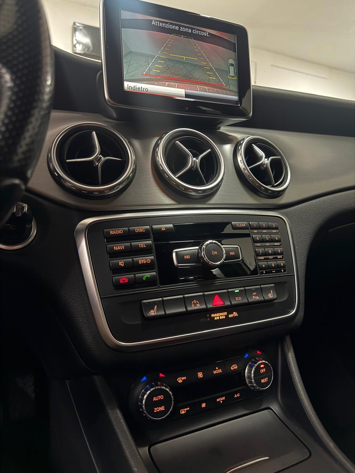 Mercedes-benz GLA 200 CDI Automatic Premium AMG