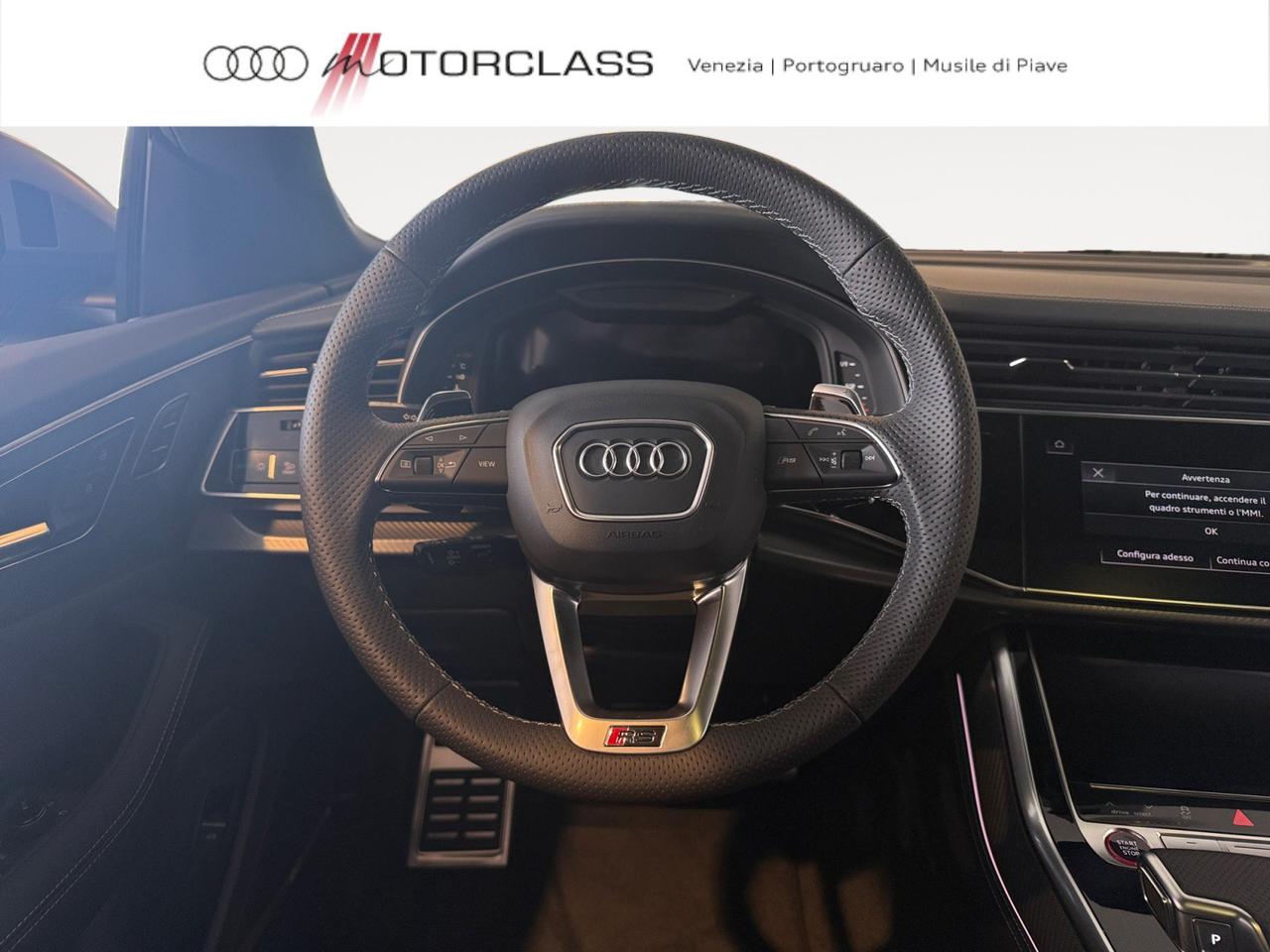 Audi RSQ8 rs 4.0 v8 mhev 48v 640cv performance tiptronic