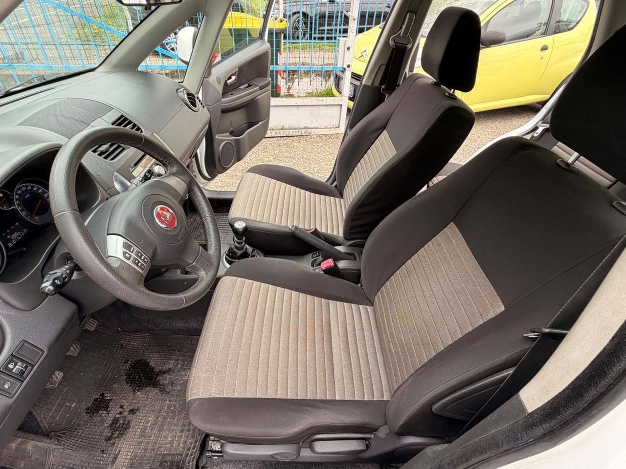 Fiat Sedici 2.0 MJT 4x4 Emotion 2011