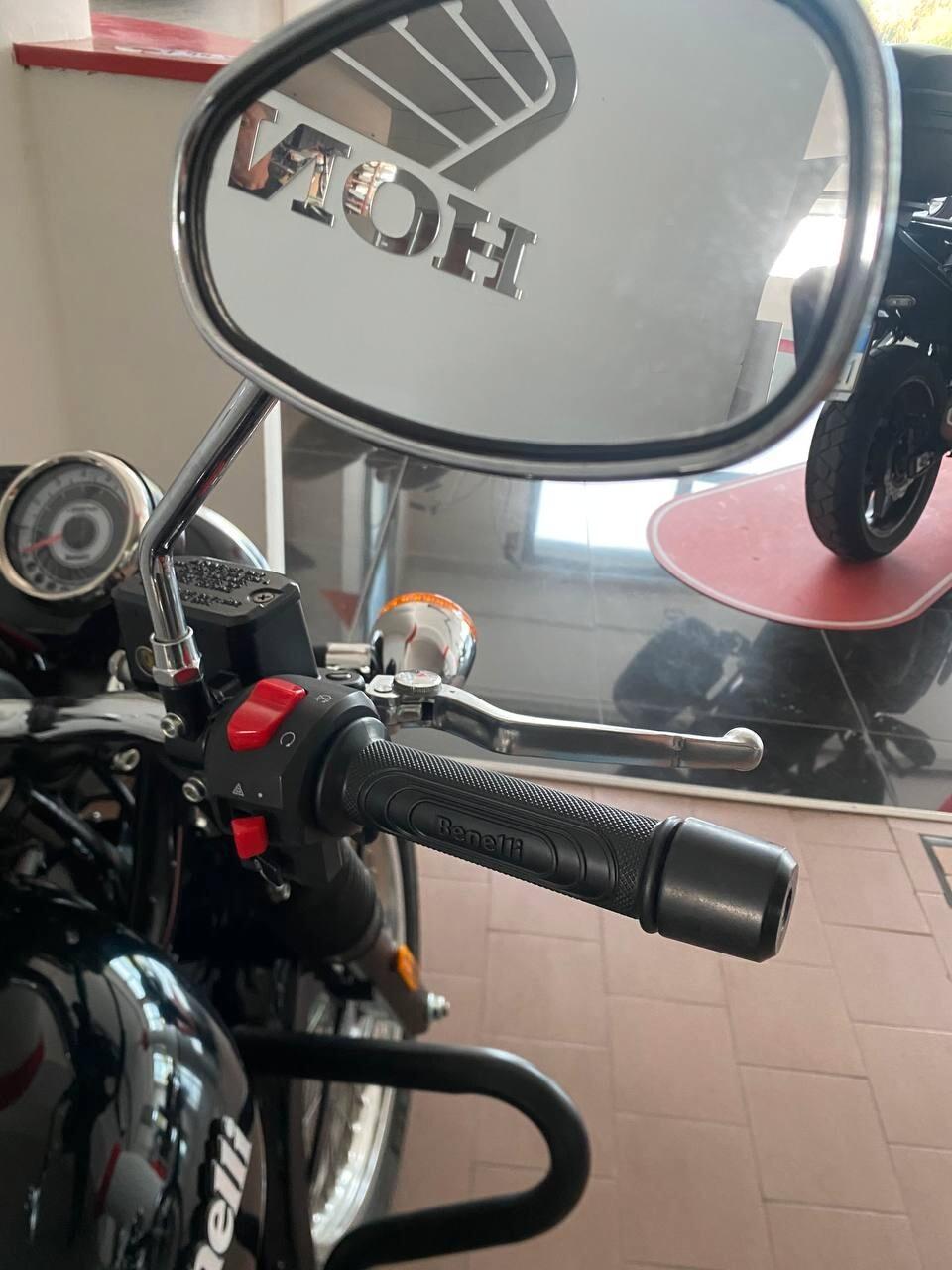 Benelli Imperiale 400