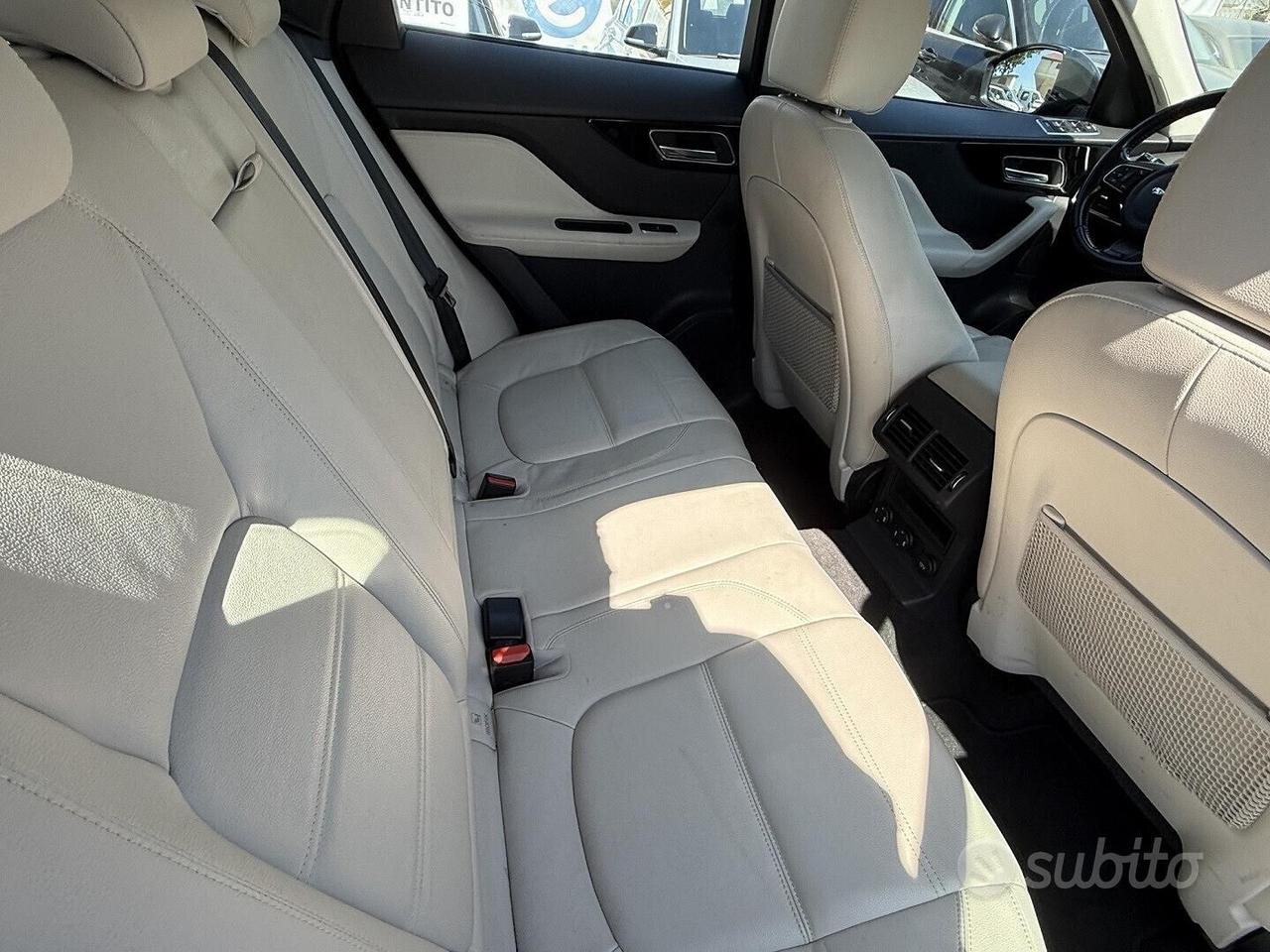 JAGUAR F PACE FULL OPTIONAL GARANZIA 24 MESI