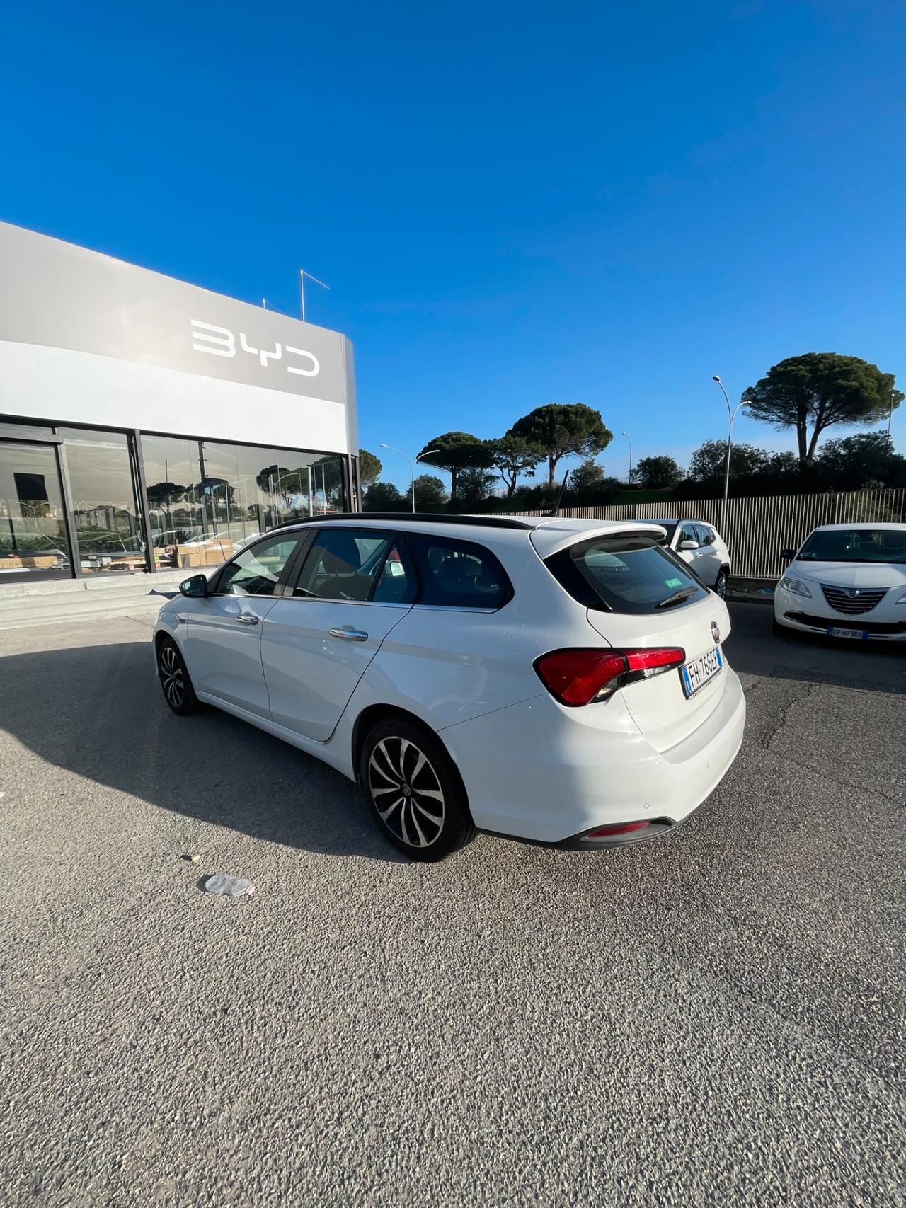 Fiat Tipo 1.3 Mjt S&S SW Lounge