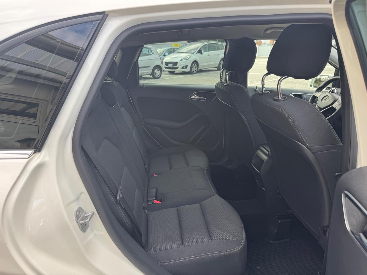 Mercedes-benz B 200 B 200 CDI BlueEFFICIENCY Executive