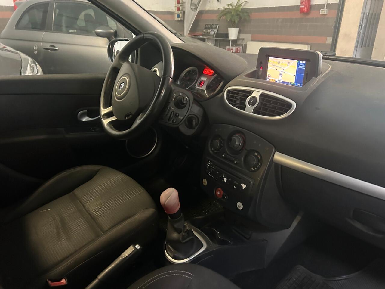 Renault Clio 1.2 16V SporTour Dynamique