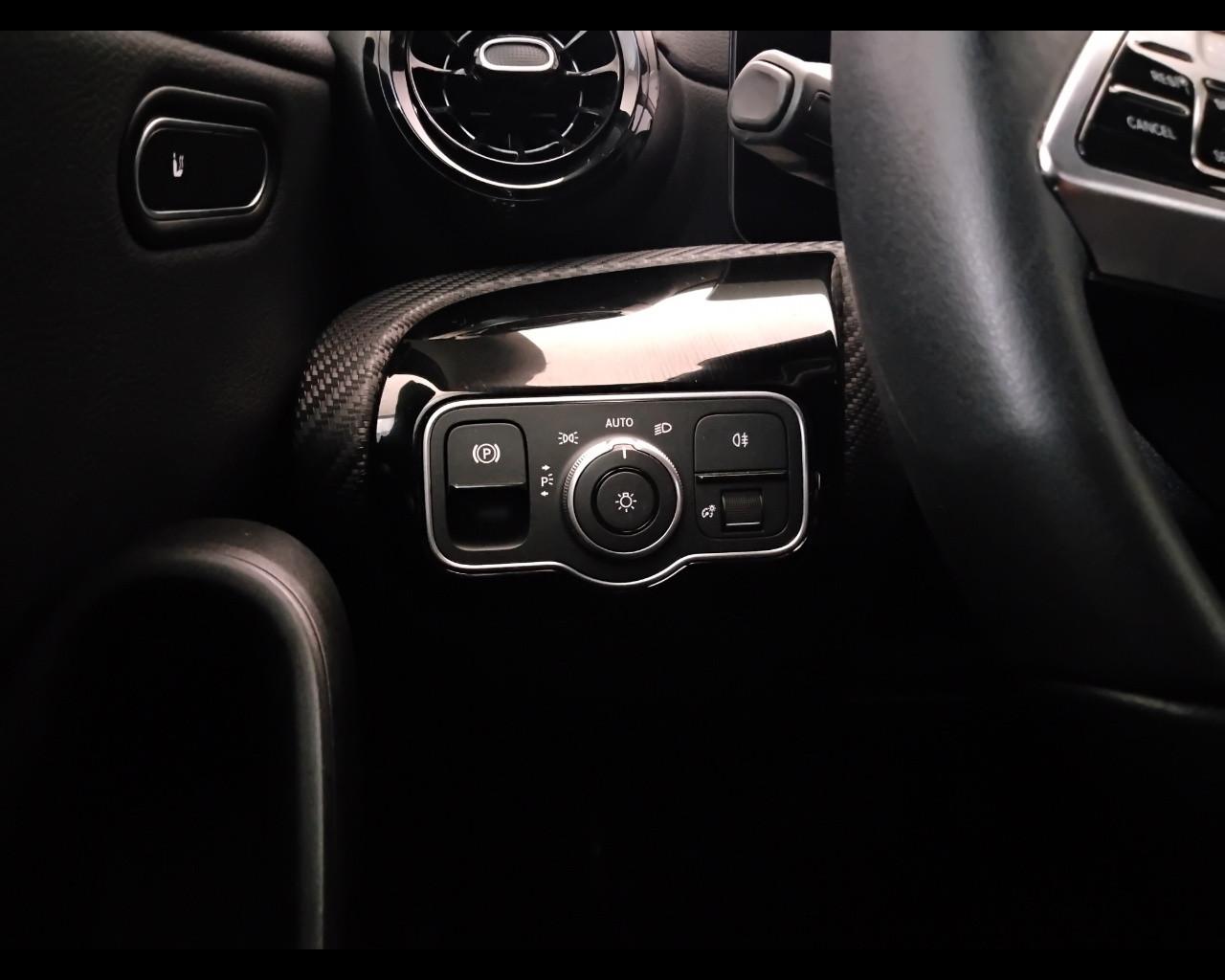 Mercedes-Benz Classe A - W177 2023 - A 180 d Advanced auto