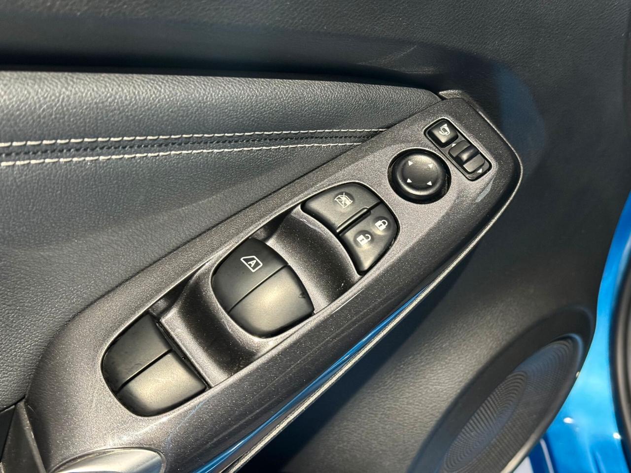 Nissan Juke 1.0 DIG-T 114 CV N-Connecta