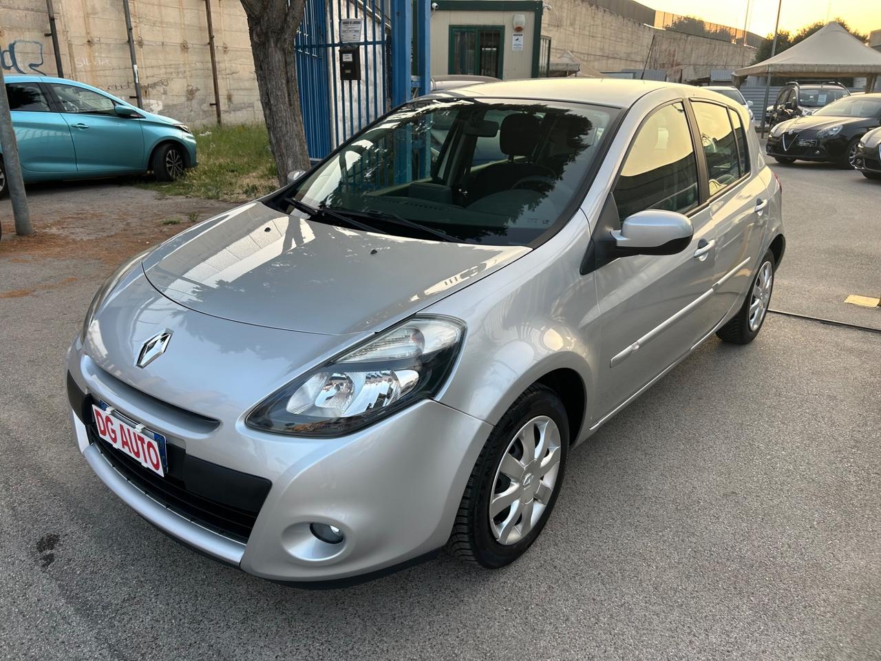 Renault Clio 1.5 dCi 75 cv 2012 navigatore