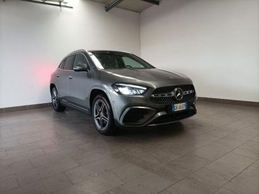 MERCEDES-BENZ GLA 250 e Plug-in hybrid AMG Line Premium