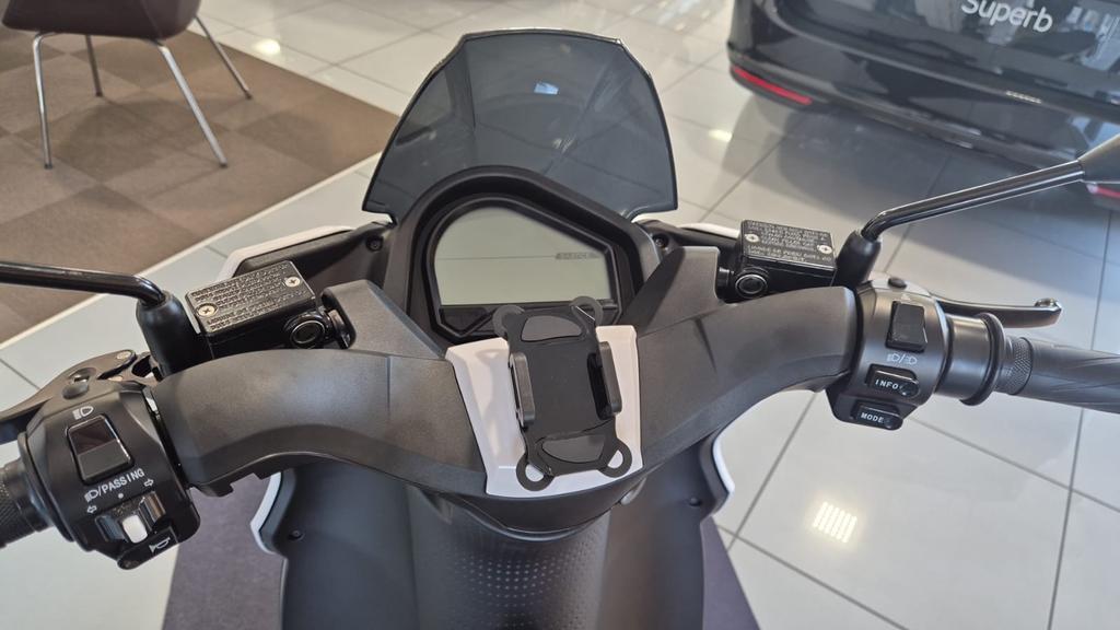 SILENCE S01 e-scooter 5.6kWh L3e