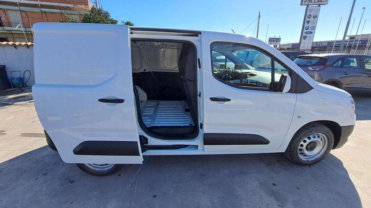 Opel Combo 1.5 D 100 CV