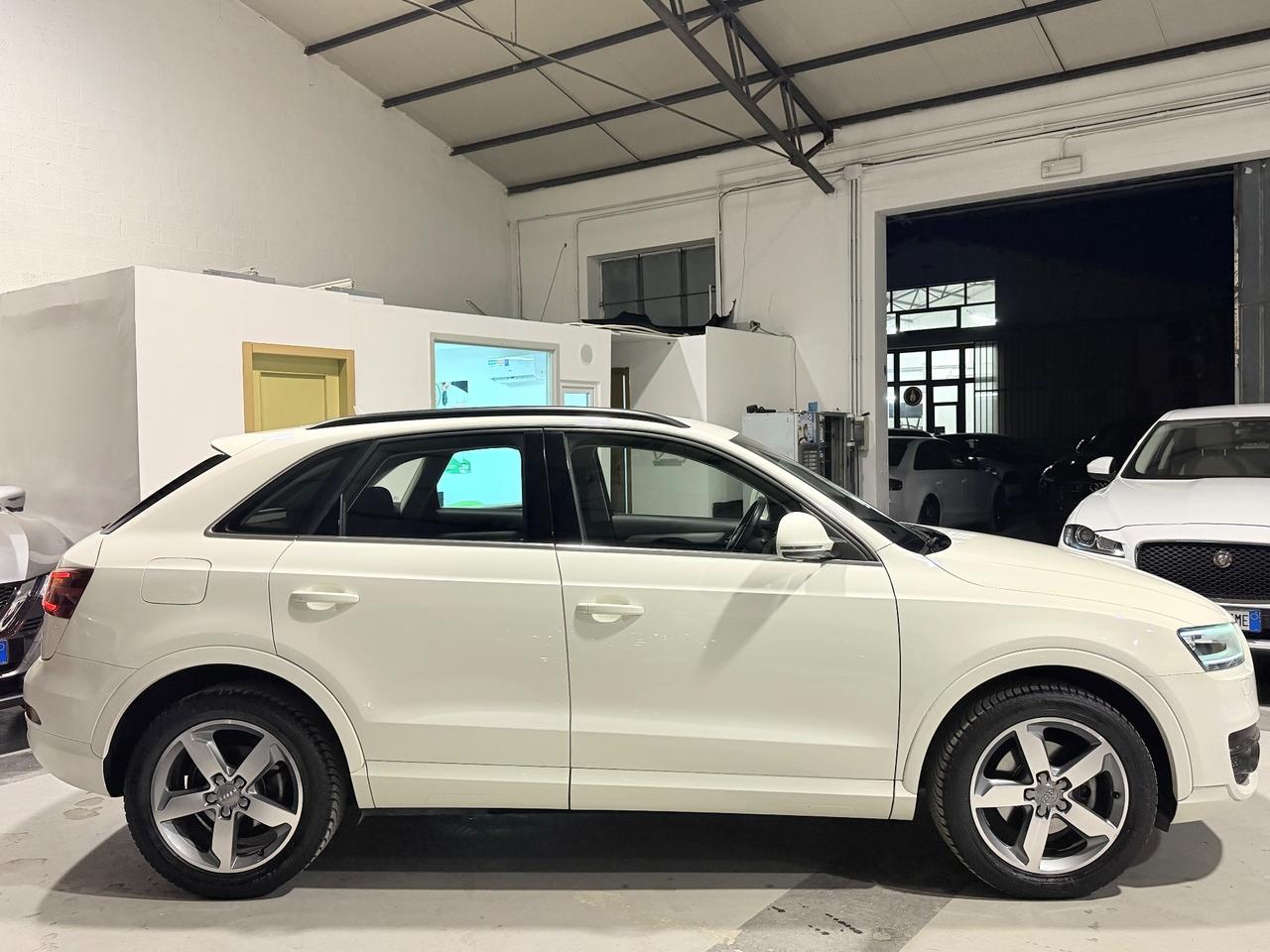 Audi Q3 2.0 TDI 140CV S-Line 2013