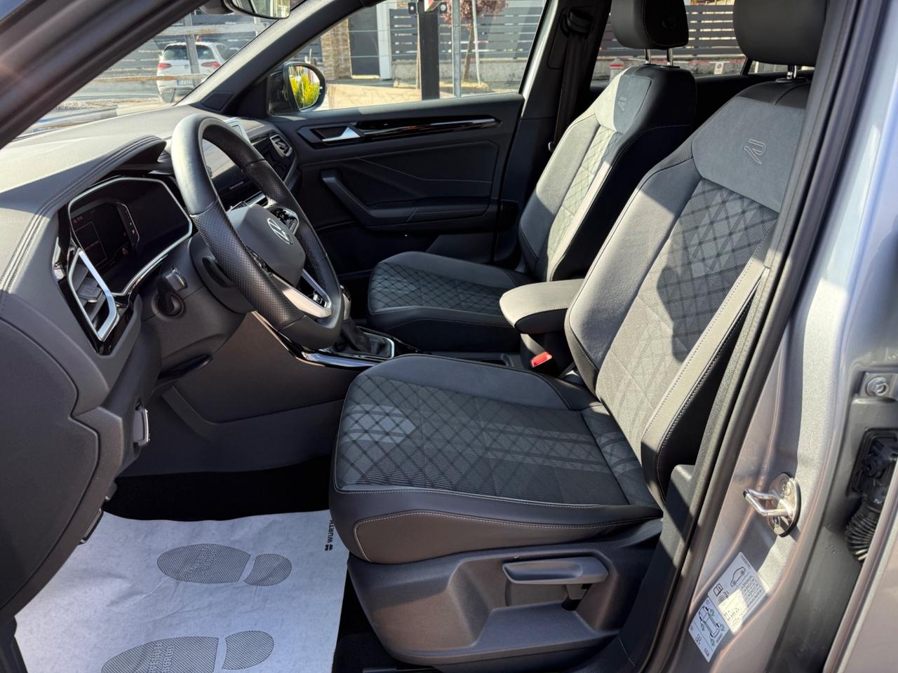 Volkswagen T-Roc 1.5 TSI ACT DSG R-Line