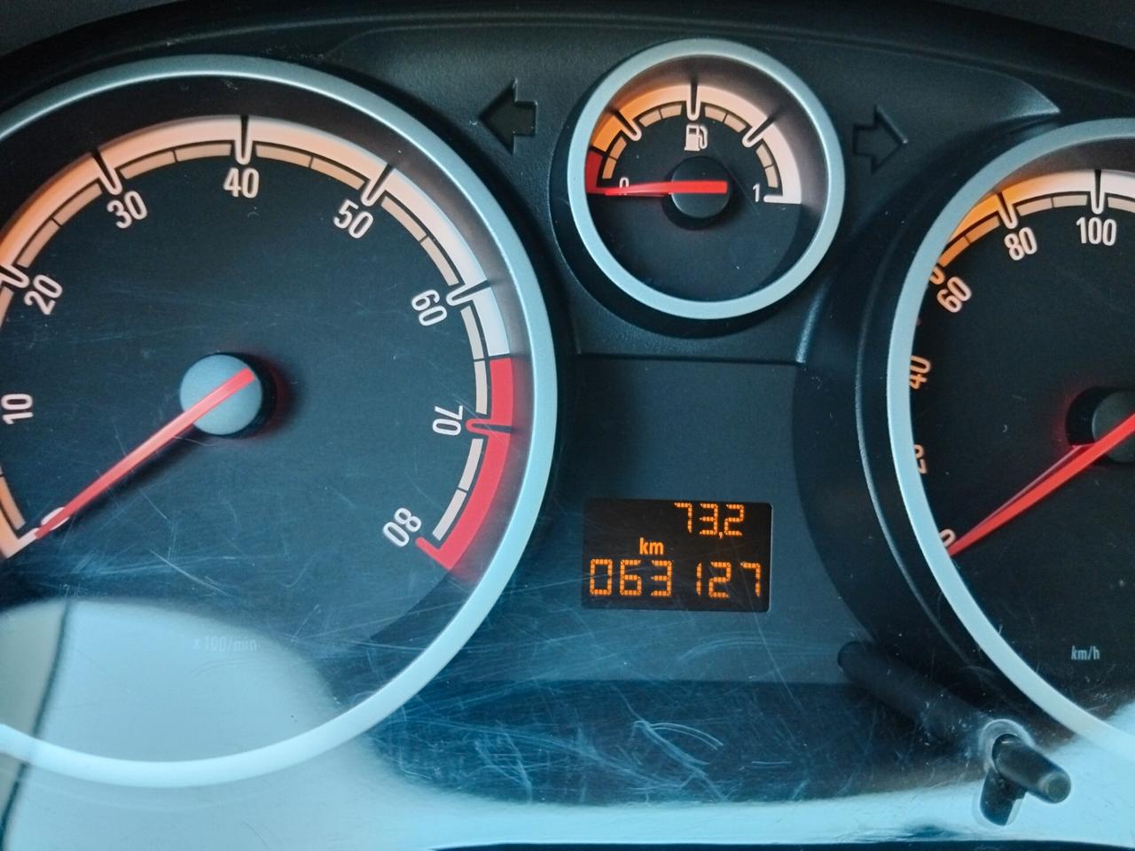 Opel Corsa 1.2 benzina garanzia