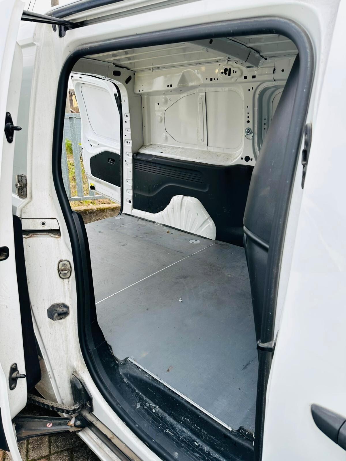 Peugeot partner 2020