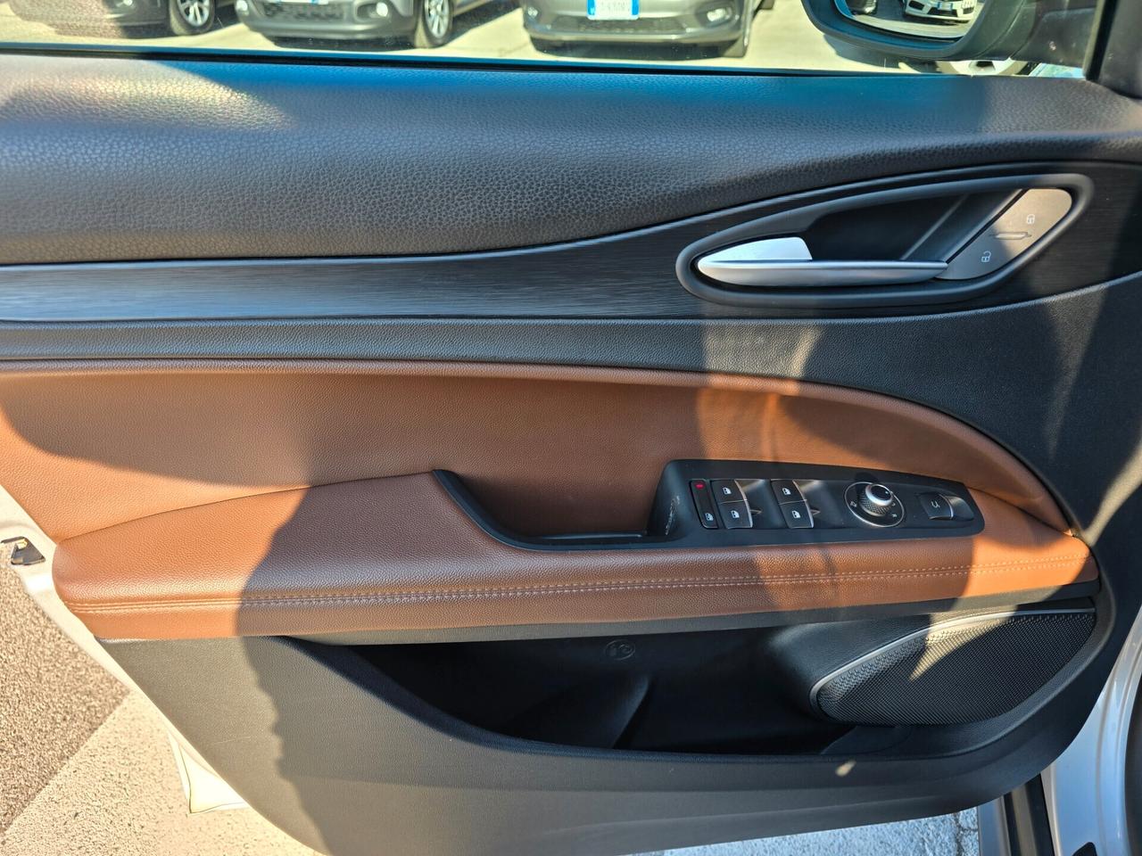 Alfa R. Stelvio 2.2 Turbodiesel 210 CV AT8 Q4 Super