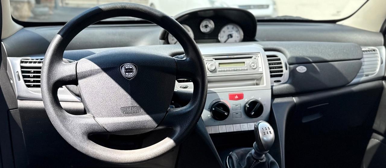 Lancia Ypsilon 1.2 Benzina 60 Cv